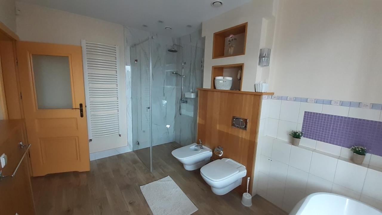 Port Jeziorak Bed & Breakfast Илава Екстериор снимка