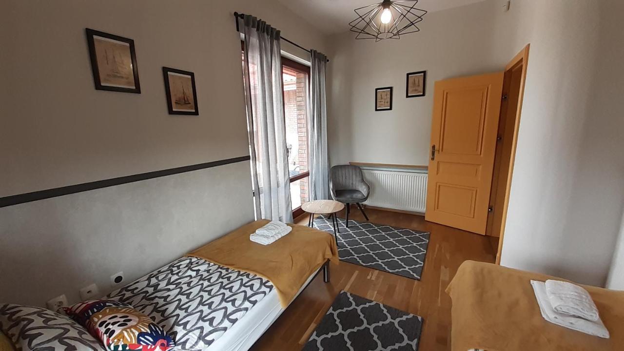 Port Jeziorak Bed & Breakfast Илава Екстериор снимка