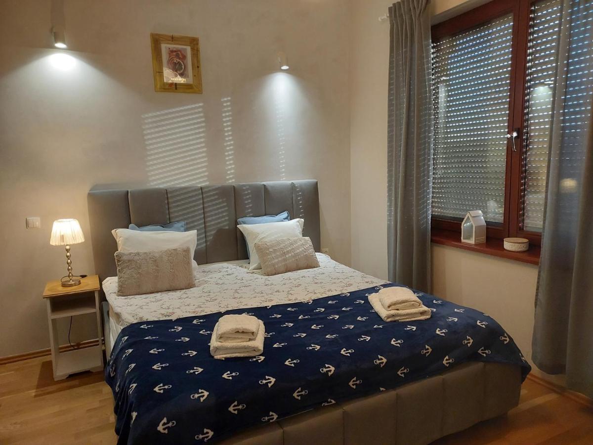 Port Jeziorak Bed & Breakfast Илава Екстериор снимка